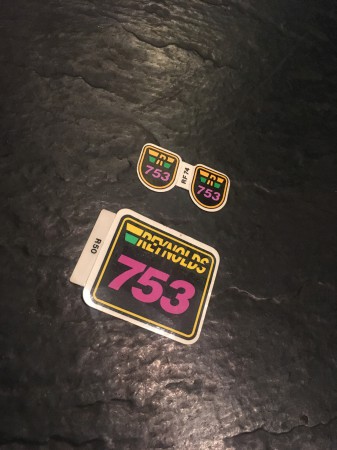 025